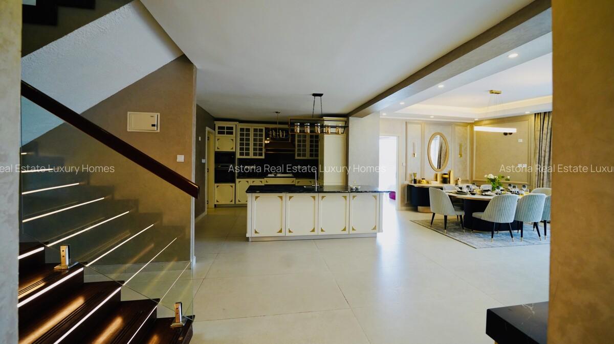 4 Bed Apartment with En Suite at 2026-510 - 14