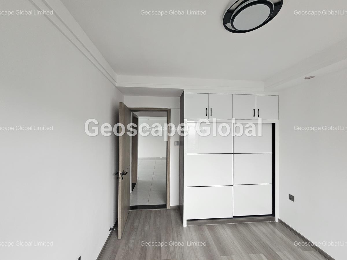 2 Bed Apartment with En Suite in Westlands Area - 9