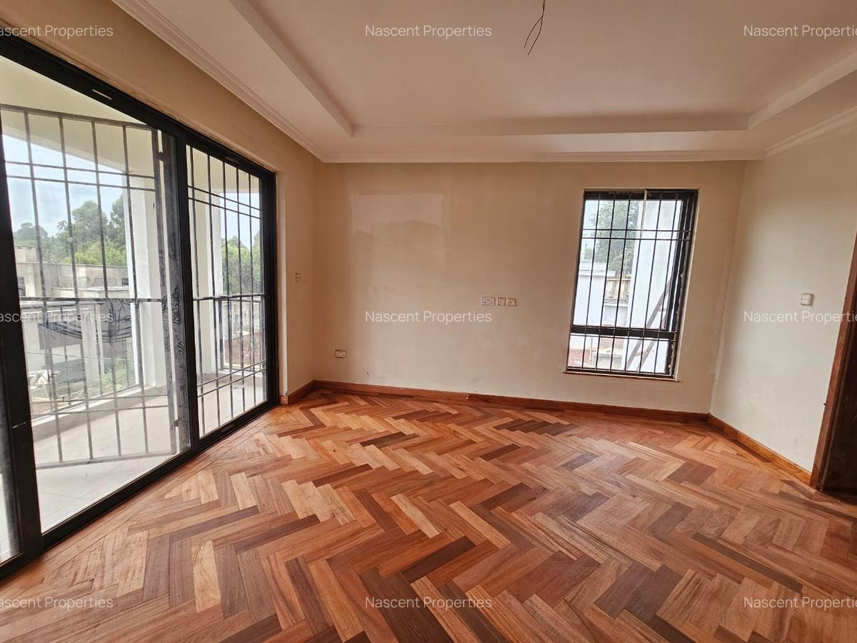 6 Bed House with En Suite in Loresho - 12