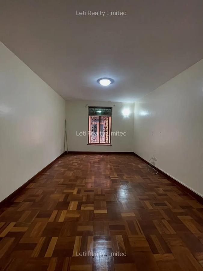 5 Bed Townhouse with En Suite in Kileleshwa - 9