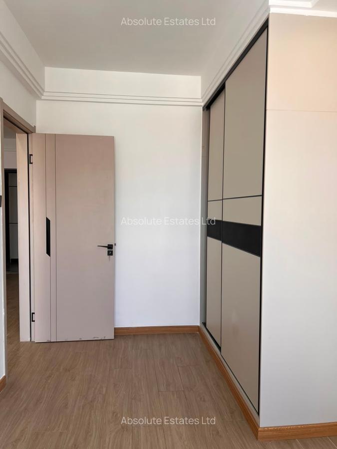1 Bed Apartment with Swimming Pool in Kilimani - 4