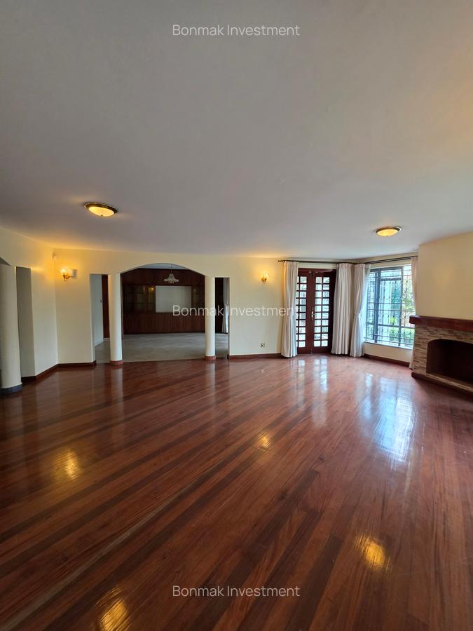 5 Bed House with En Suite at Old Runda. - 5