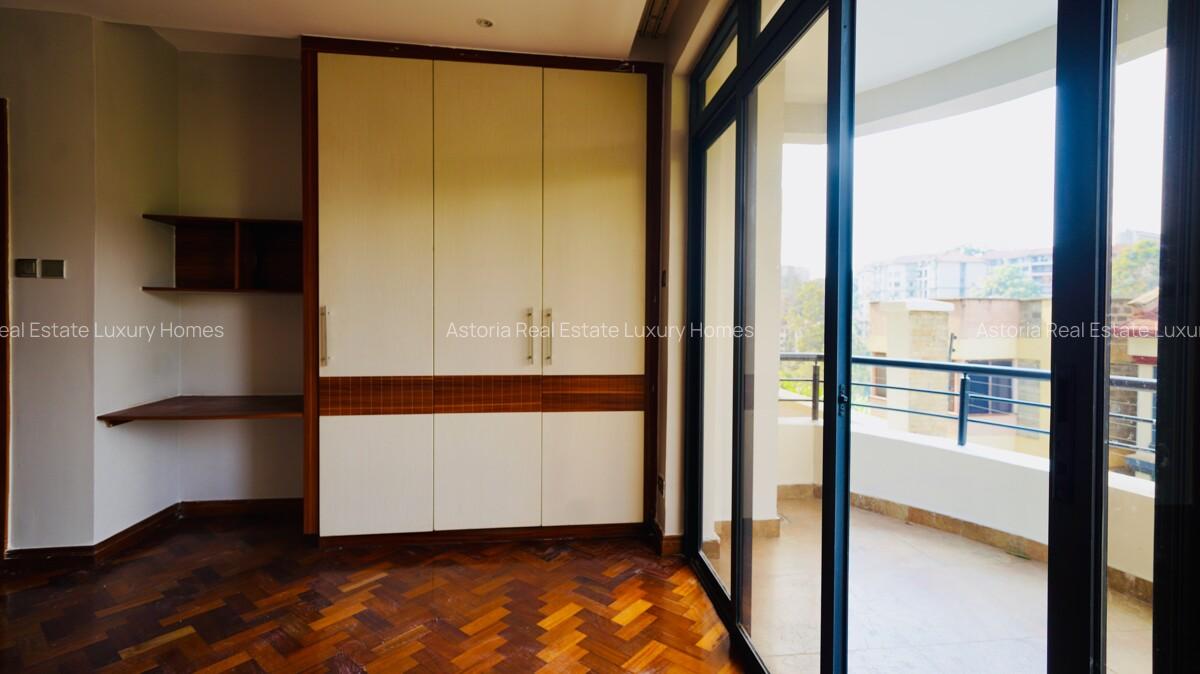 4 Bed Apartment with En Suite at 2026-535 - 16