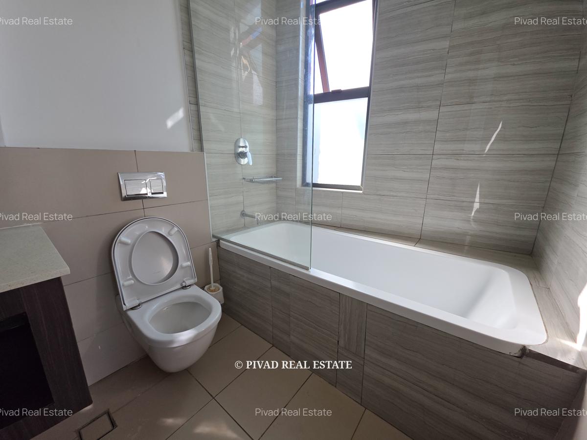 4 Bed House with Staff Quarters in Garden Estate - 12