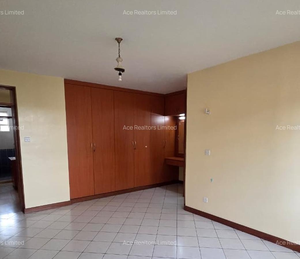 3 Bed Apartment with En Suite at 3Rd Parklands Nairobi - 7