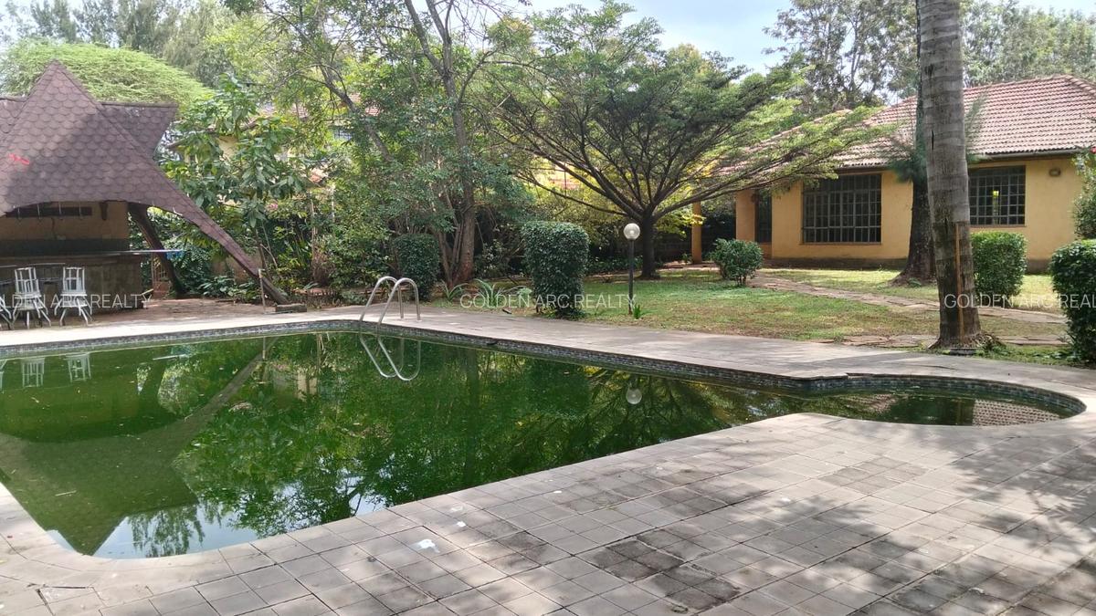 4 Bed Townhouse with En Suite in Karen - 12