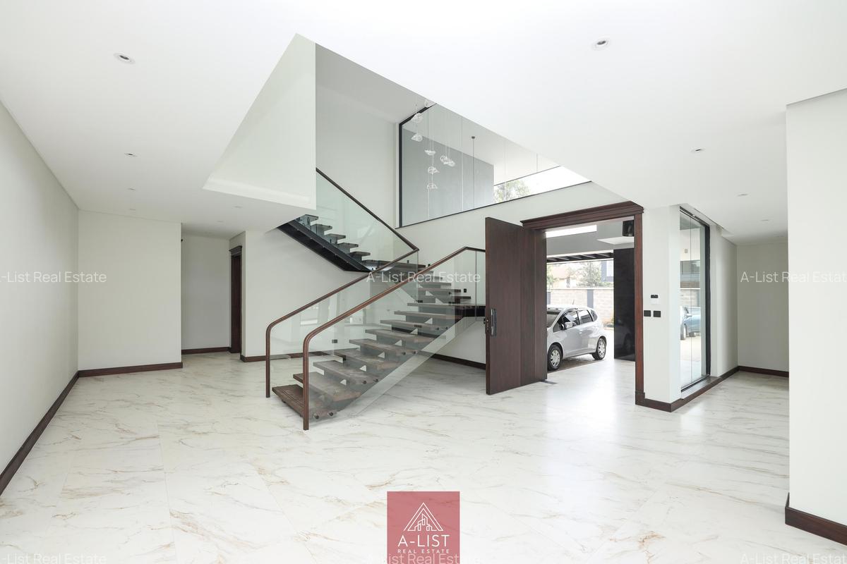 6 Bed Villa with En Suite at Nyari - 10
