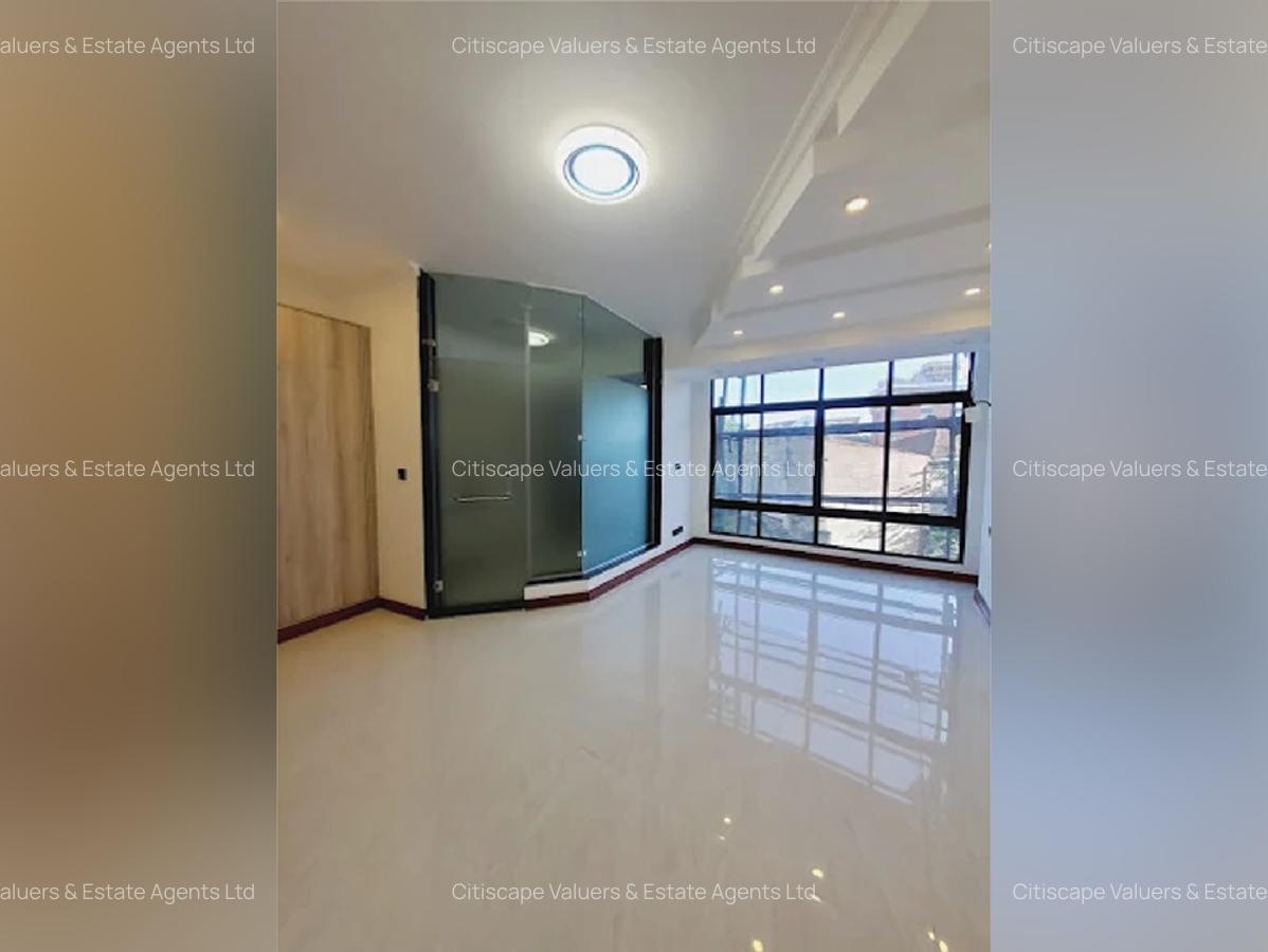 2 Bed Apartment with Gym in Kilimani - 3