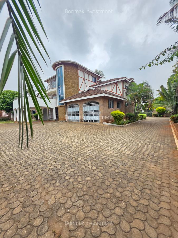 5 Bed House with En Suite at Old Runda. - 3