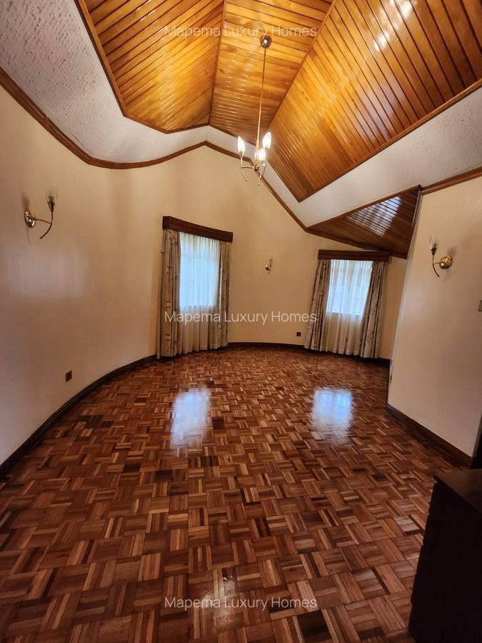 5 Bed House with En Suite at Hardy Area - 4