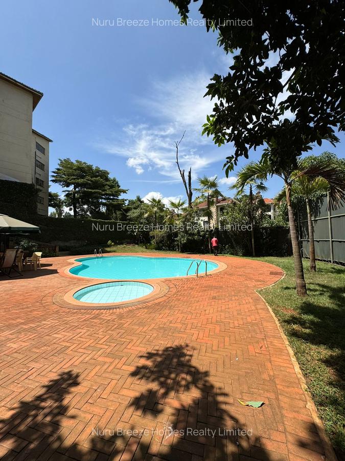 Furnished 3 Bed Apartment with En Suite in Brookside - 15