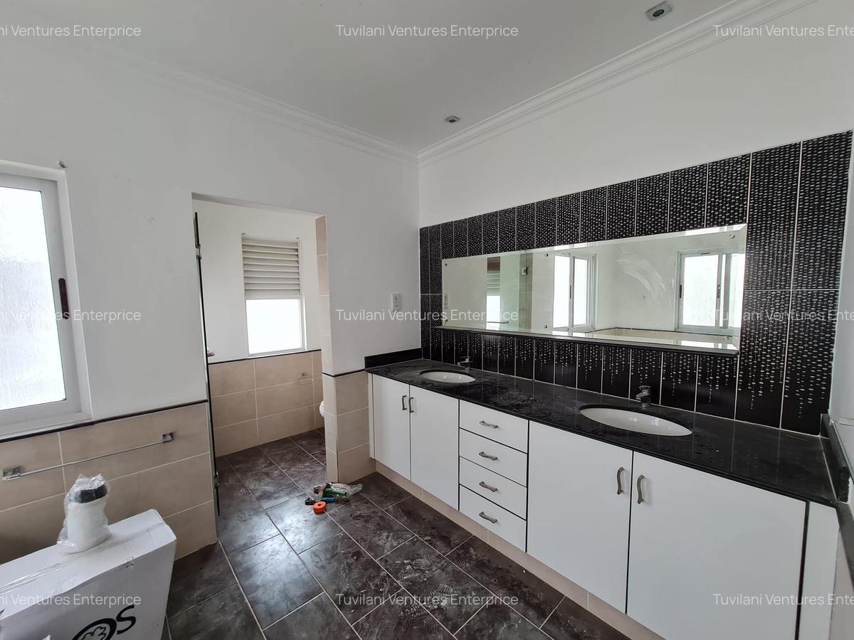 Serviced 3 Bed Apartment with En Suite at Nyali Mombasa - 14