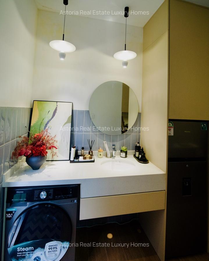 Studio Apartment with En Suite at 2026-234 - 12