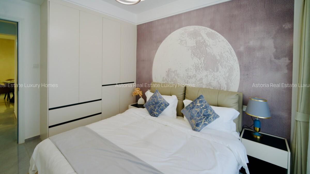 2 Bed Apartment with En Suite at 2026-424 - 8