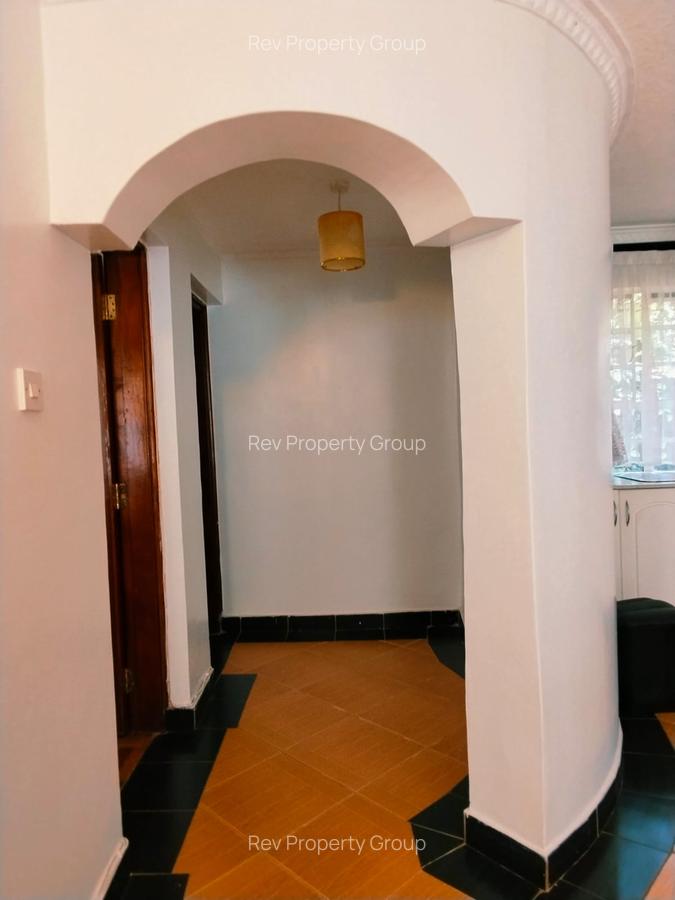 2 Bed House with En Suite in Rosslyn - 8