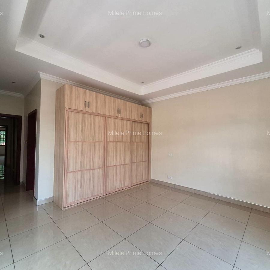 4 Bed Villa with En Suite at Runda - 14