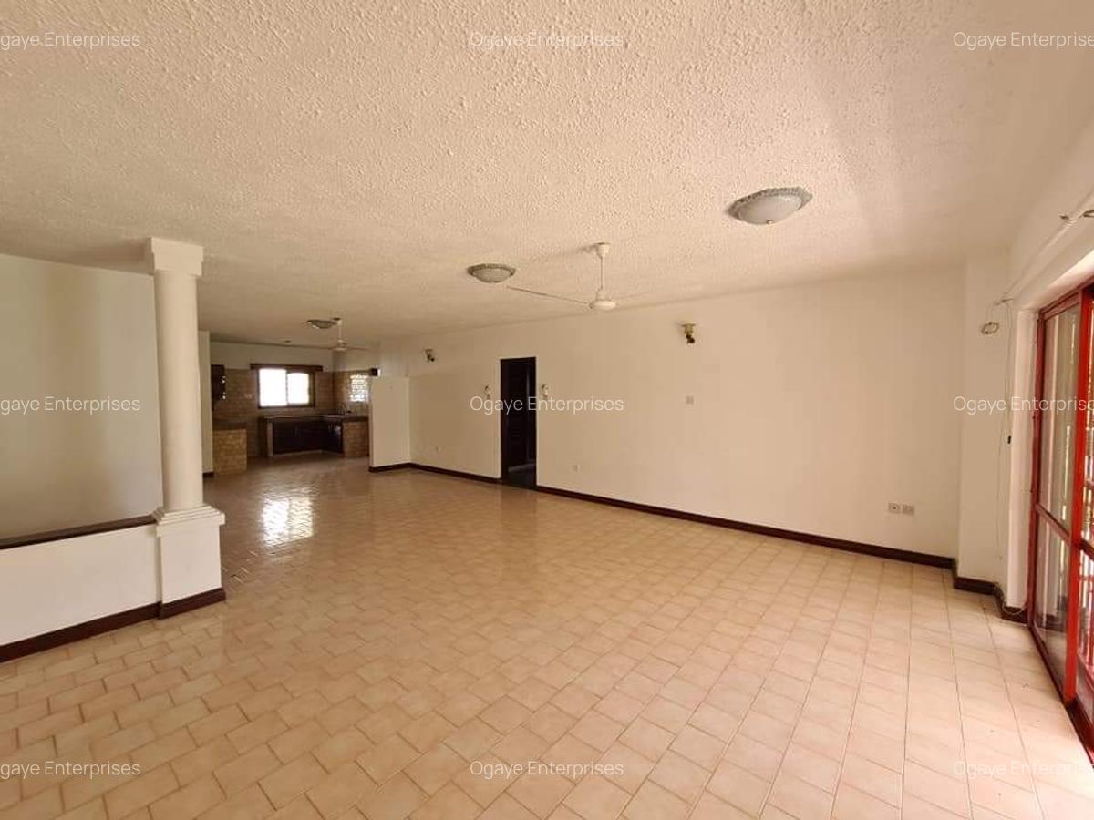 3 Bed Apartment with En Suite at Nyali - 11