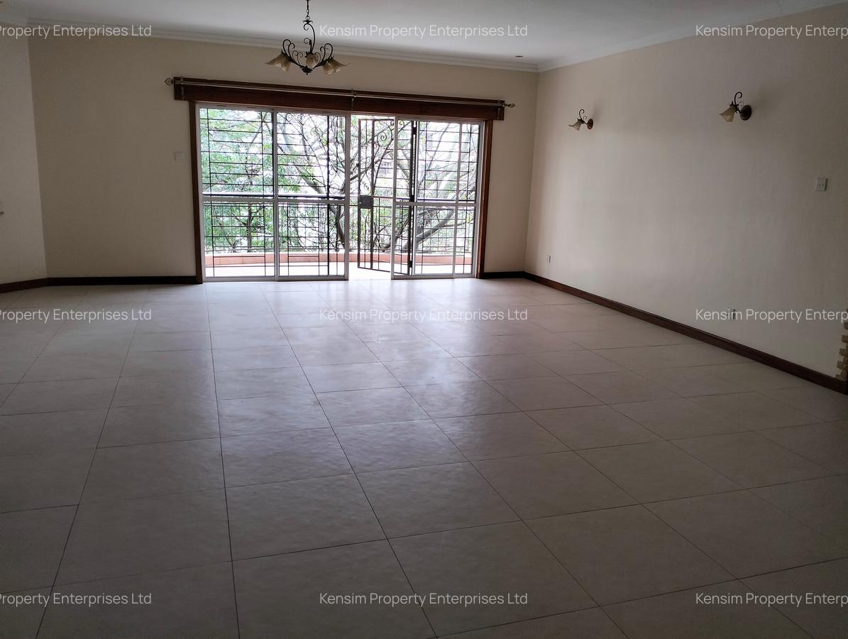 3 Bed Apartment with En Suite in Westlands Area - 10