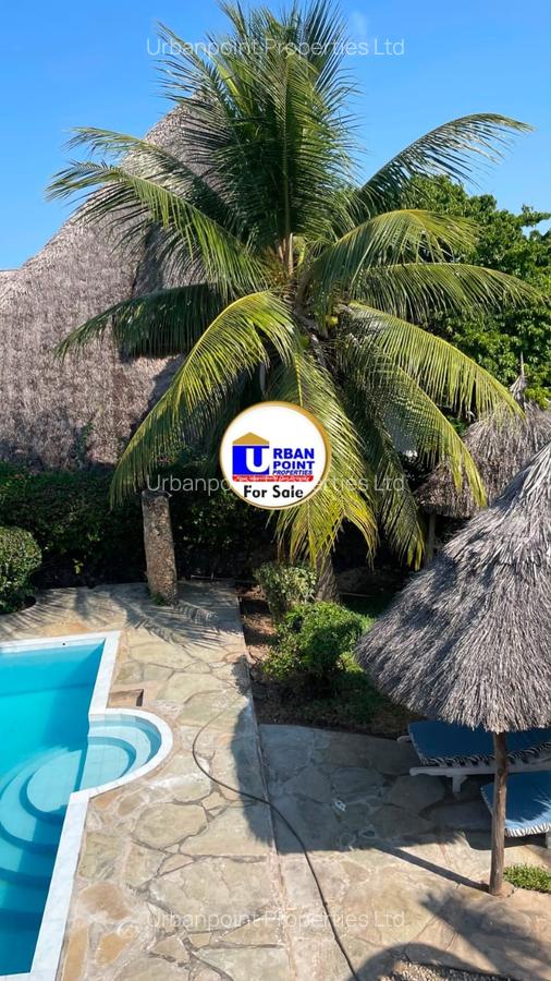 4 Bed House with En Suite in Watamu - 12