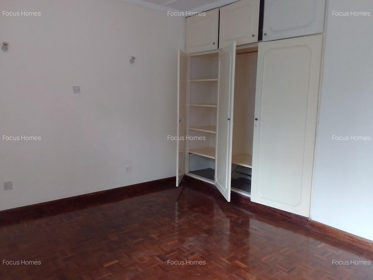 4 Bed Villa with En Suite in Kileleshwa - 8