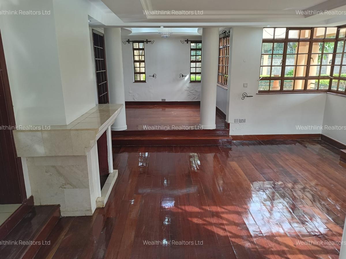 5 Bed House with En Suite at Runda - 14