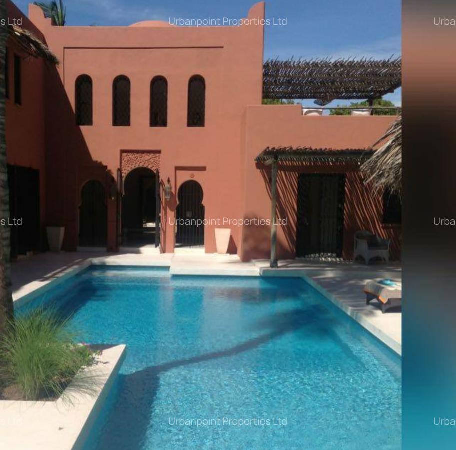 4 Bed House with En Suite in Watamu - 13