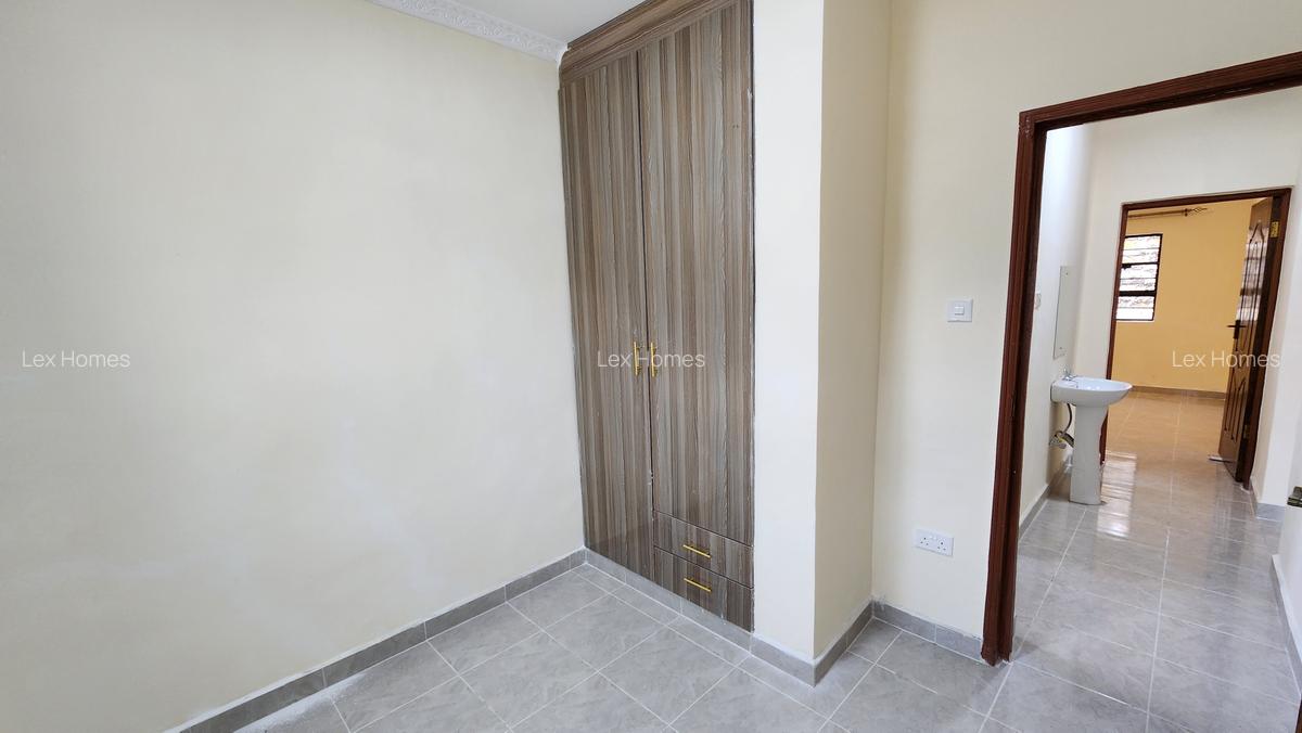 3 Bed House with En Suite at Rimpa Road - 15
