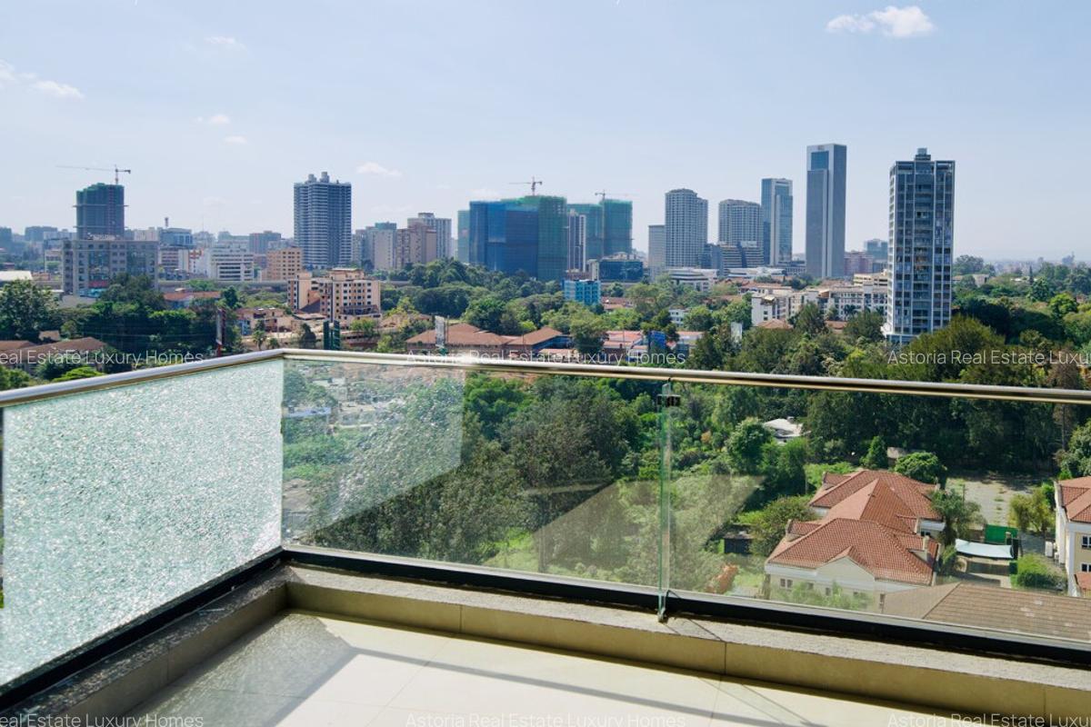 3 Bed Apartment with En Suite at 2026-128 3 Bed - 2