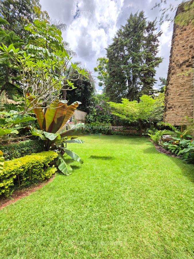 4 Bed Townhouse with En Suite at Lavington Green - 8