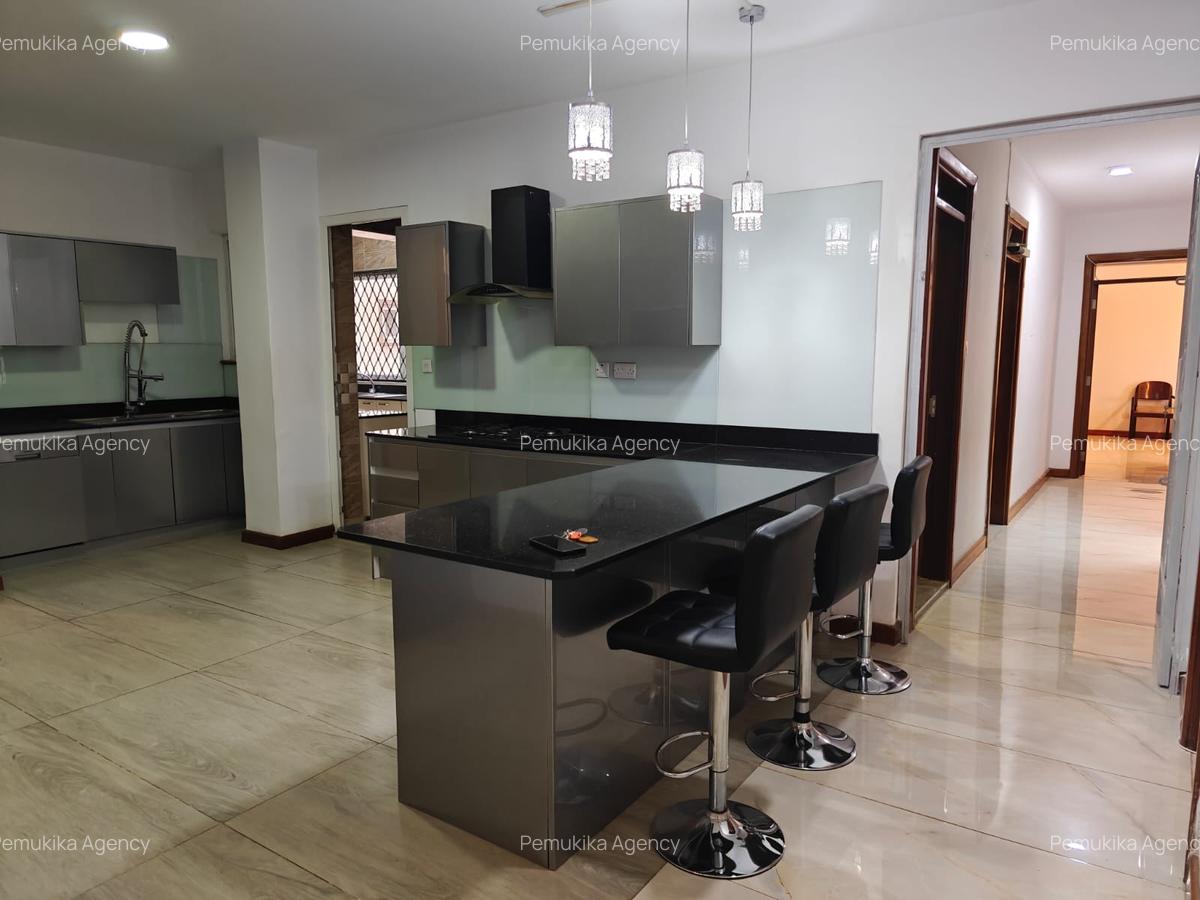4 Bed Townhouse with En Suite in Langata - 2