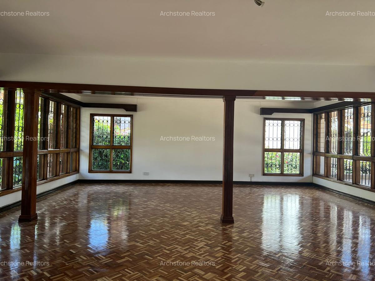 5 Bed House with En Suite in Gigiri - 10