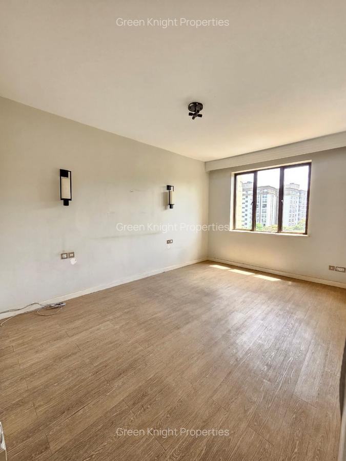 Serviced 2 Bed Apartment with En Suite in Riverside - 7