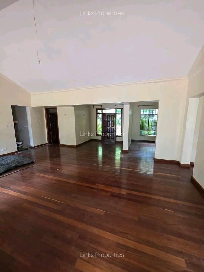 3 Bed Townhouse with En Suite at Karen - 4