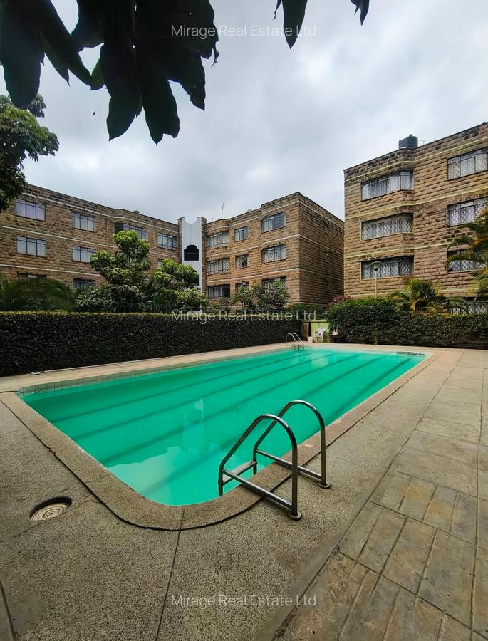 4 Bed Apartment with Swimming Pool in Kilimani - 14