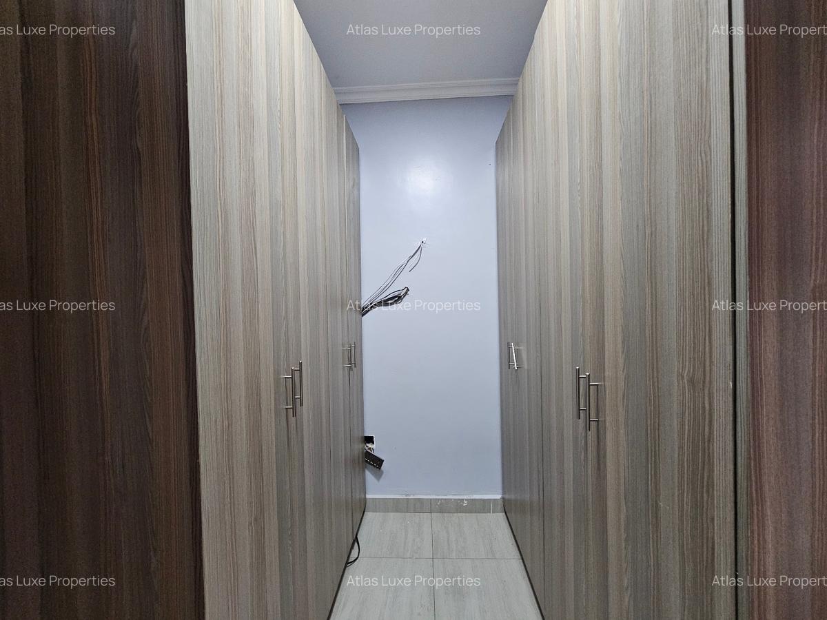 4 Bed Townhouse with En Suite at Mushroom - 6