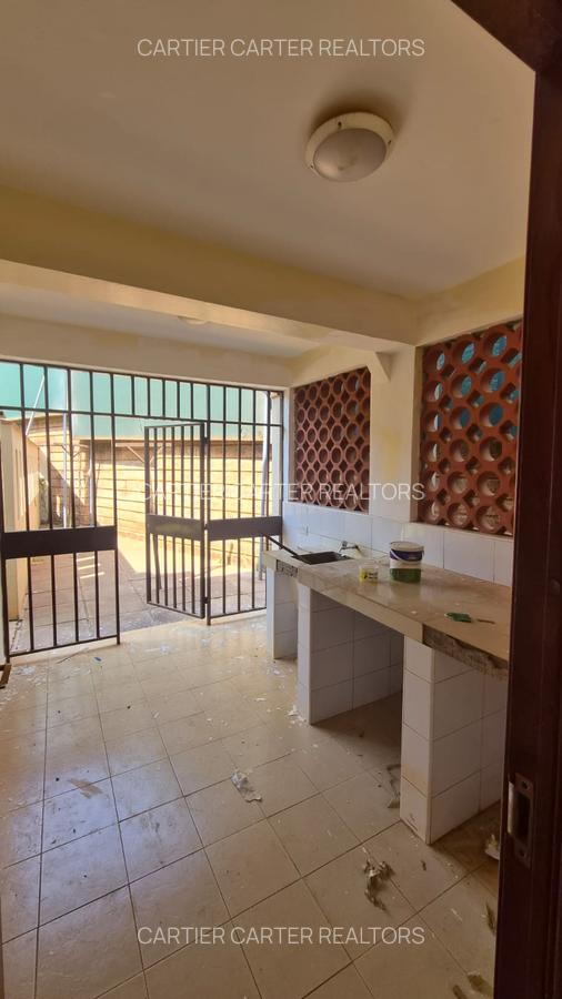4 Bed House with En Suite in Kiambu Road - 10