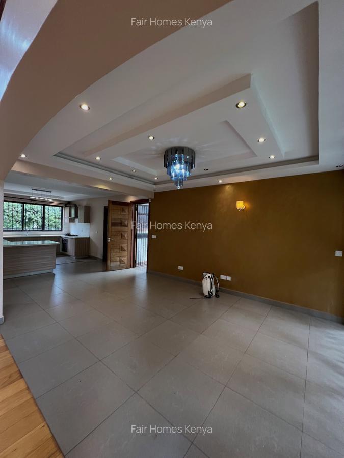 4 Bed Townhouse with En Suite at Lavington Green - 5