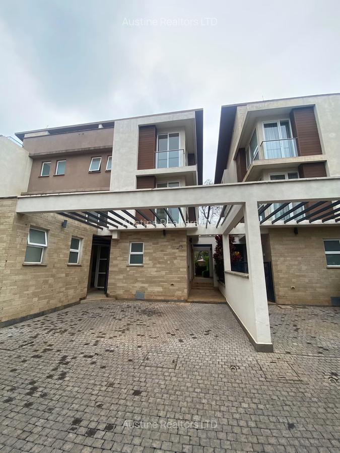 4 Bed Villa with En Suite at Kabasiran - 2