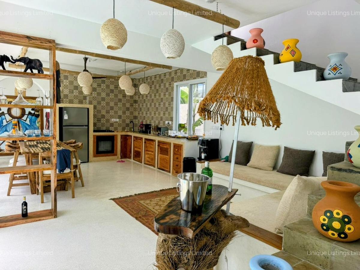 3 Bed Villa with En Suite in Watamu - 3