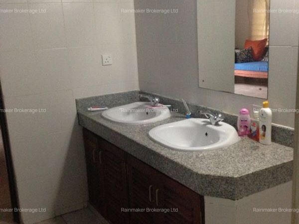 5 Bed House with En Suite in Diani - 7