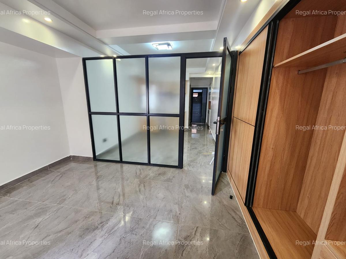 1 Bed Apartment with Gym at Kindaruma Rd - 2