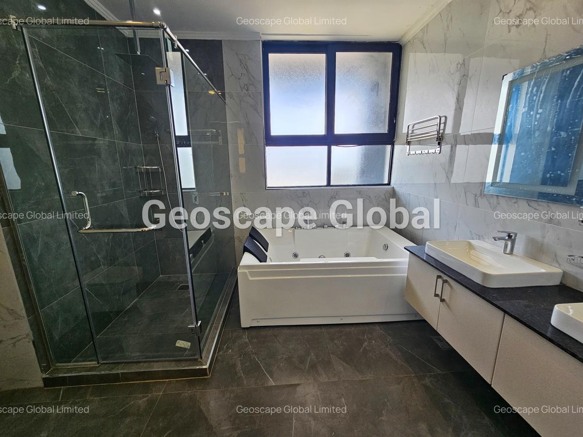 4 Bed Apartment with En Suite in Spring Valley - 4