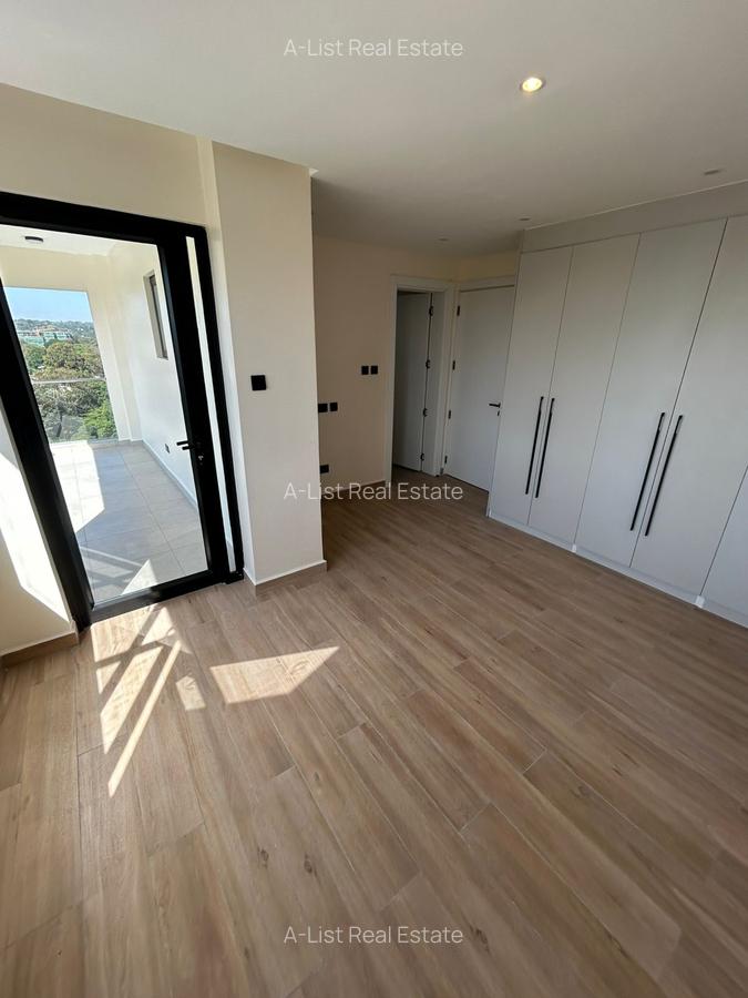 3 Bed Apartment with En Suite at General Mathenge - 11