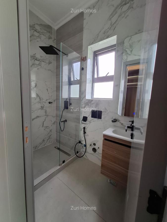 5 Bed Townhouse with En Suite in Lavington - 18