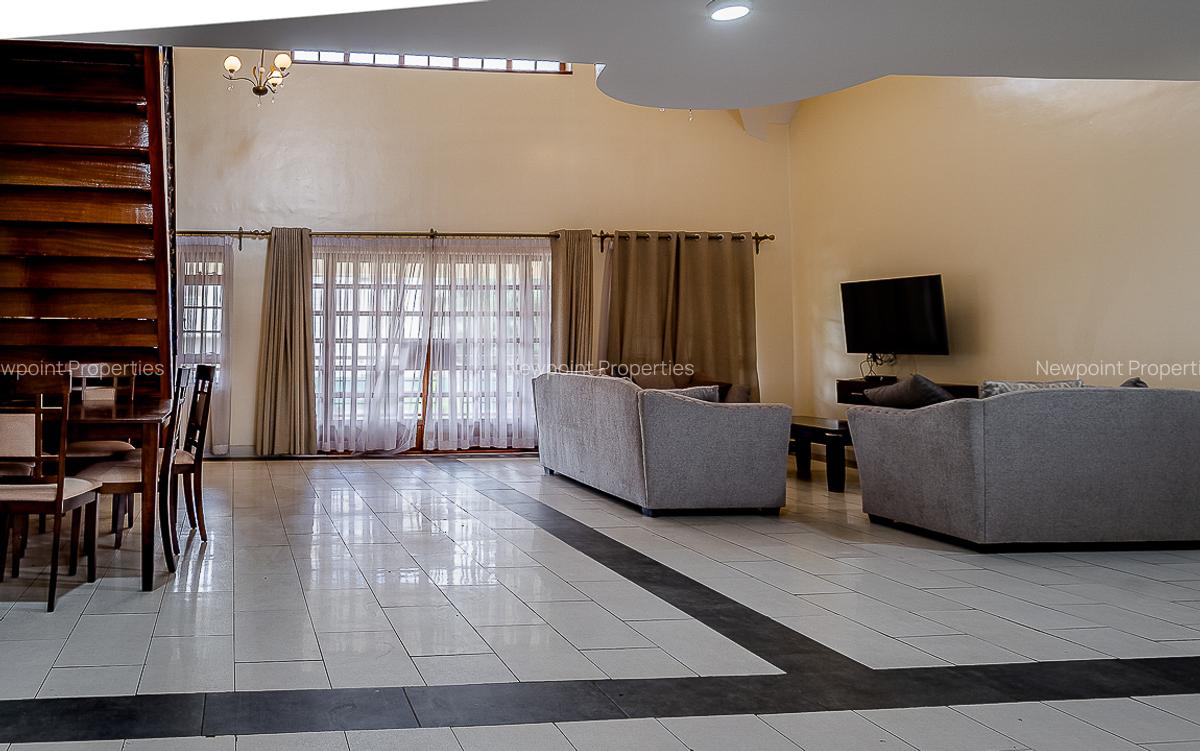 4 Bed House with En Suite in Karen - 6