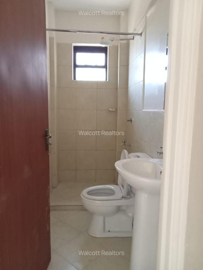 2 Bed Apartment with En Suite in Naivasha Road - 13