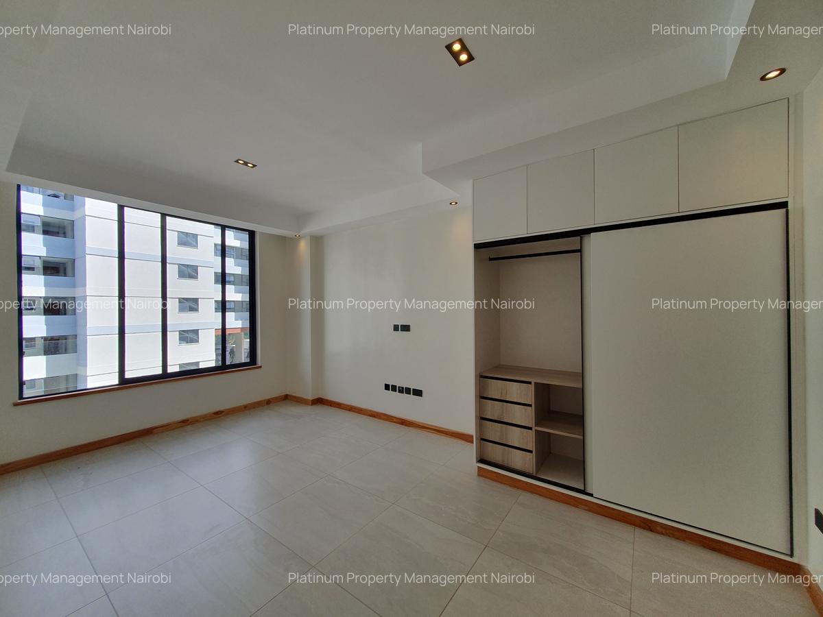 4 Bed Apartment with En Suite at Spring Valley - 17
