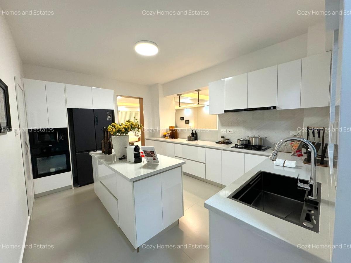 5 Bed Apartment with En Suite at Kilimani - 1