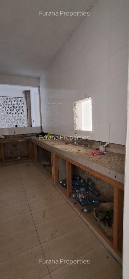 4 Bed Apartment with En Suite at Nyali - 6