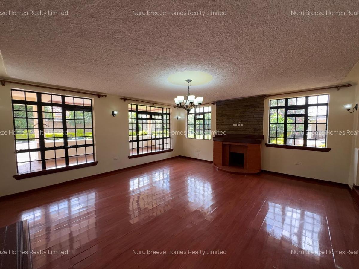 6 Bed House with En Suite in Runda - 2